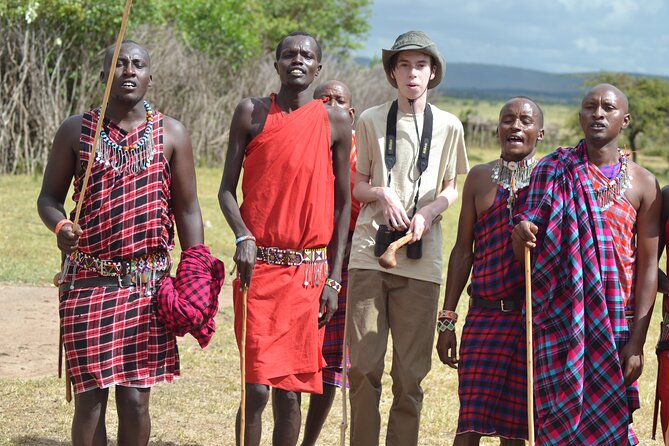 4 Day Private Masai Mara Flight Safari Tour from Nairobi - Day 1: Wilson Airport, a Mid-Morning Arrival, and Your First Mara Drive