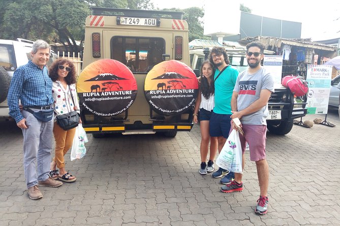 4 Days Kenya Safari - Comfort and access: air-conditioned transport, off-road ability, and a small group