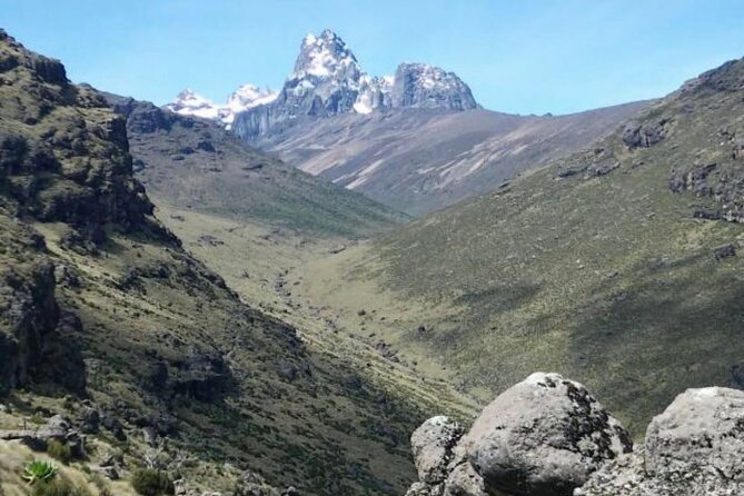 4 Days Mt Kenya Climb, Chogoria Route up and out Sirimon route - Day 3 and the summit area effort: go steady, let the mountain set the pace