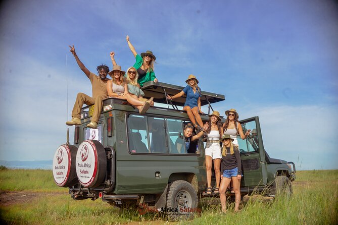 4 Days Safari Adventure Masai Mara and Nakuru Park Group - Nairobi pickup, group size, and why it matters on safari