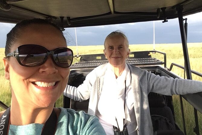 5-Day Lakes and Masai Mara Plains 4 x 4 Safari - Open-roof private drives and the Simon factor