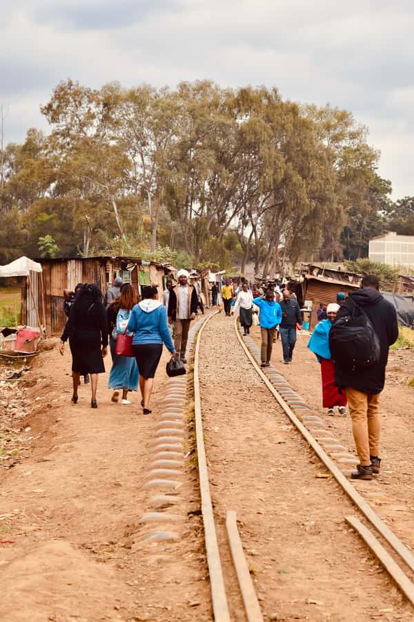 A Visit To KIBERA The Chocolate City. - Meeting at Olympic Primary School, then getting oriented fast