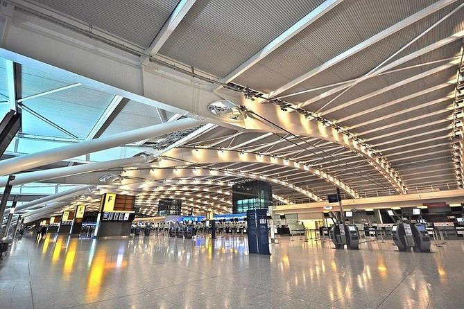 Airport Transfers in Nairobi - Vehicle options: private ride only, plus limo or SUV upgrades