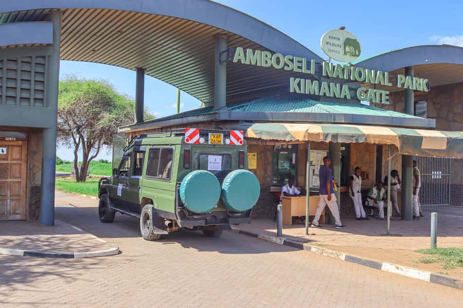 Amboseli National Park: Daytrip from Nairobi in a 4X4 Jeep - Kilimanjaro views and what you should do with that information