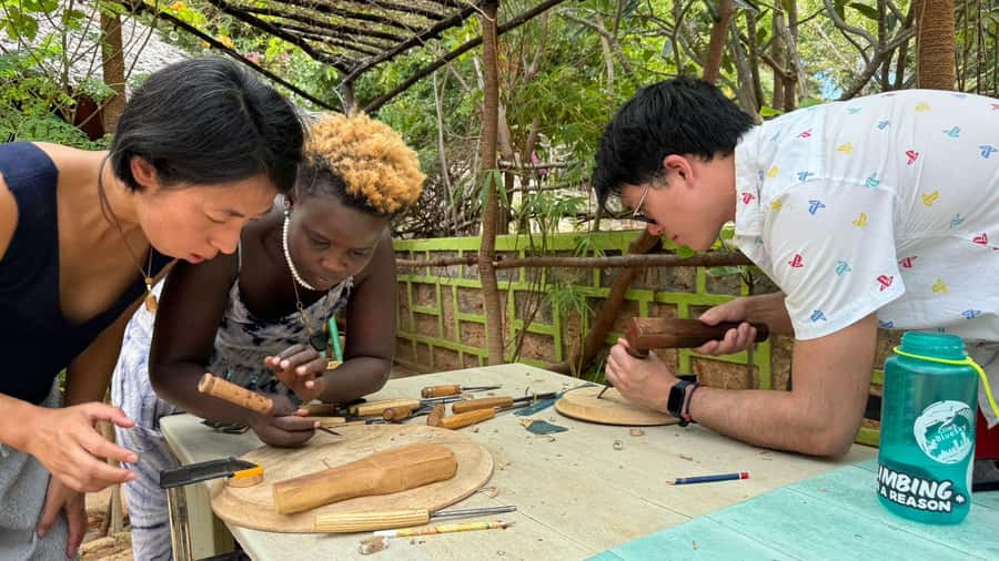 Beginner Swahili Woodcarving Classes with Woman Woodcarver - Where the Class Happens: Shela Garden or Your Hotel