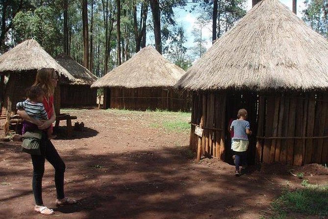 Bomas half day tour from Nairobi - What the huts and dances teach you, beyond the photos