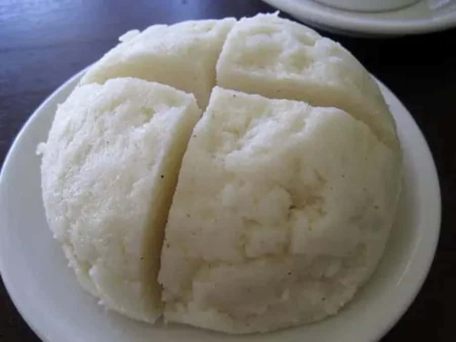 Cook and enjoy African meals with Moreen - Market meet-up in Nairobi, then straight to ingredients