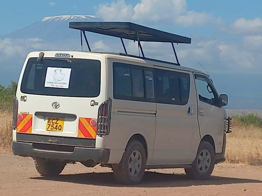 DAY TRIP AMBOSELI NATIONAL PARK FROM NAIROBI BUDGET SAFARI. - Guide Alex: The Difference Between a Drive and a Real Safari