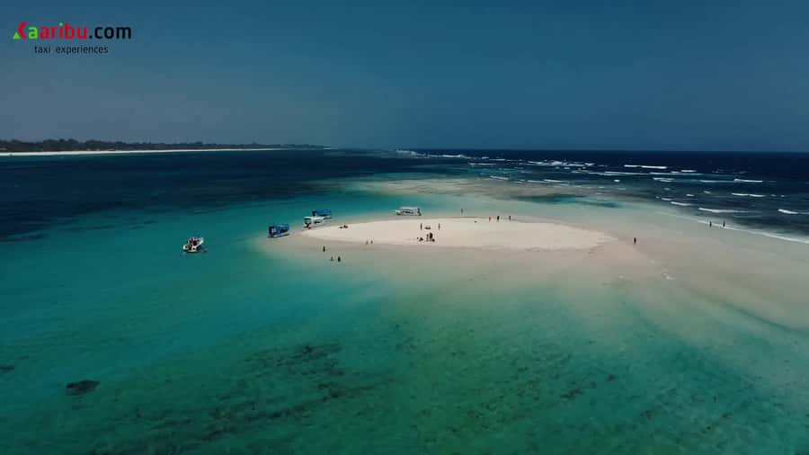 Diani Beach: Glass-Bottom Boat Cruise to Robinson Island - Price and value: what $35 actually buys you