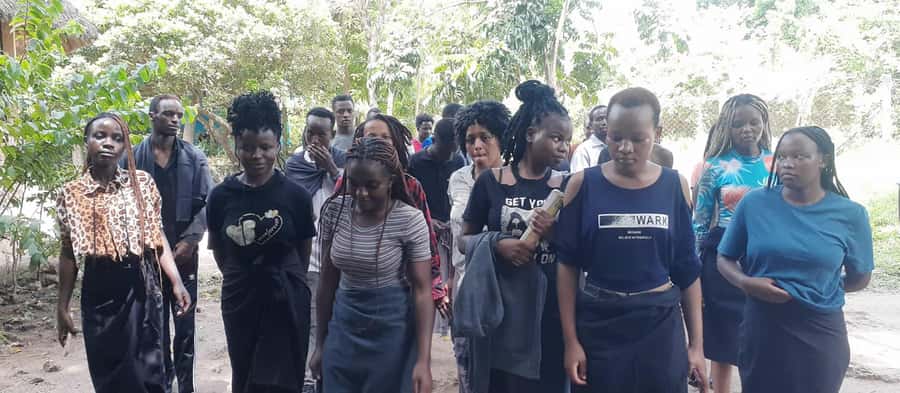 Diani Beach: Kaya Kinondo cultural and nature experience - The 15-minute briefing that sets the tone