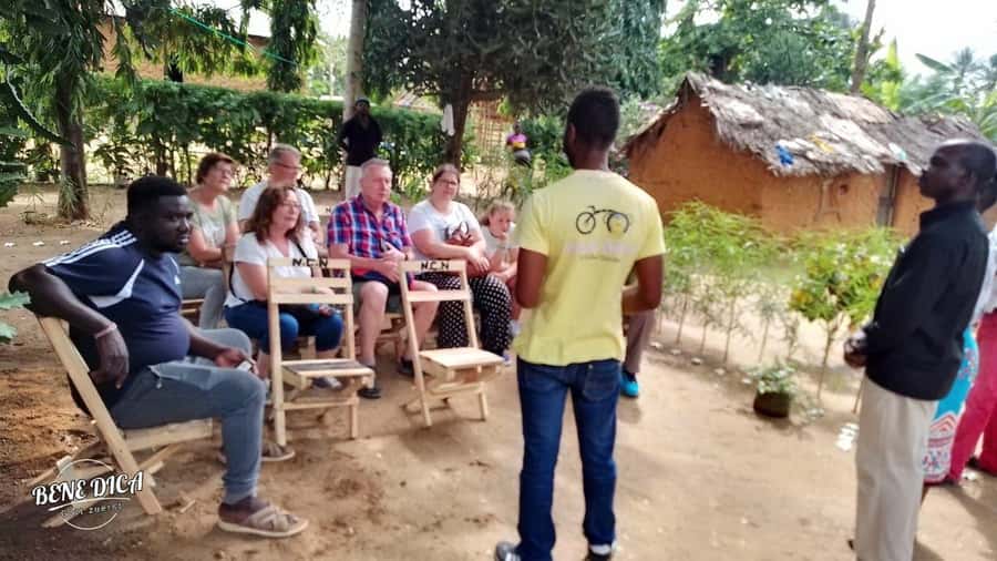Diani bush tour - Meeting the bush doctor, herbs and roots for treating illness