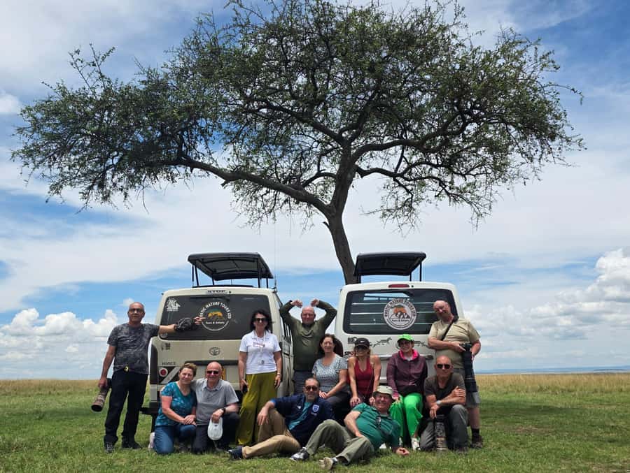 Elephant Orphanage Trust, Giraffes & Bomas of Kenya Day Tour - The whole day, made simple: Nairobi hotel pickup to drop-off