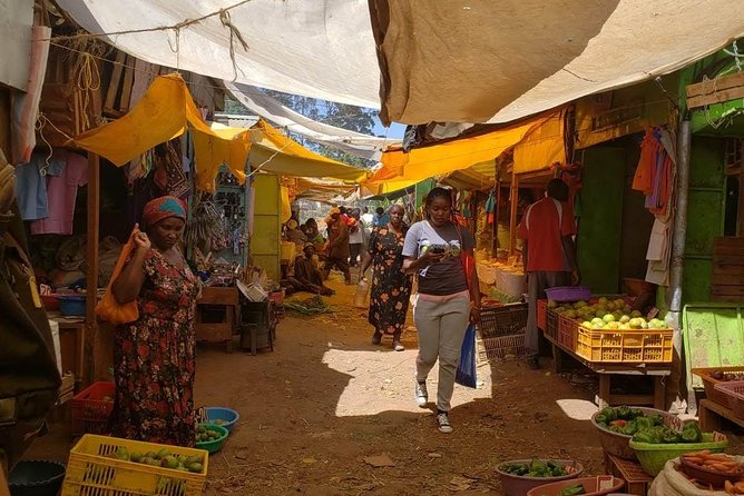 Explore local Market matatu ride & Make Kenyan Cuisines with a home cook - Westlands to the local market: shopping with purpose