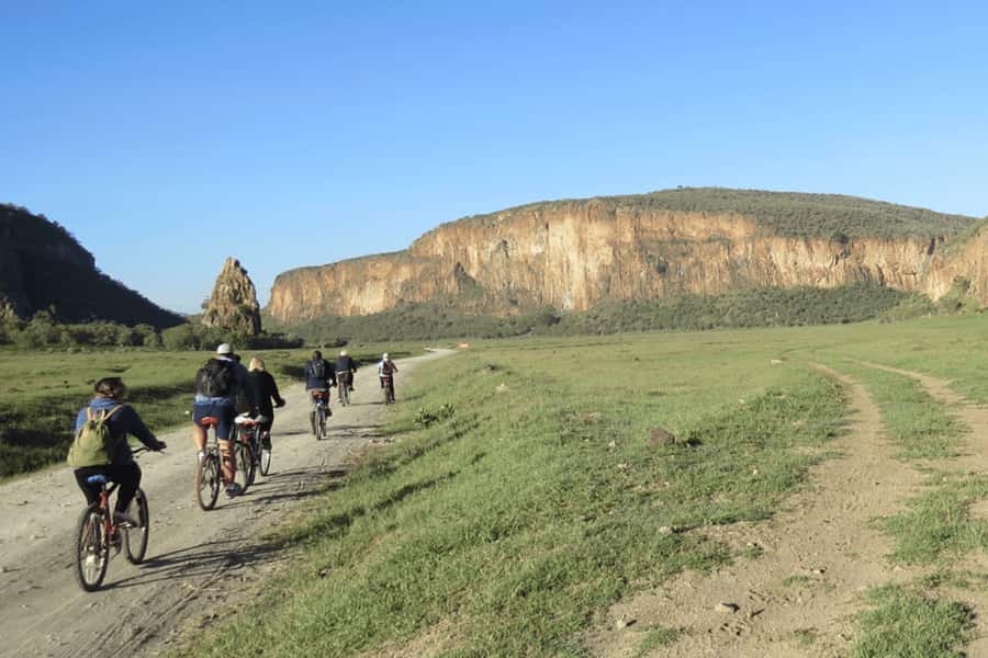 From Nairobi: 2-Day Naivasha Safari with Accommodation - Naivasha lodge time after day one, real rest built in