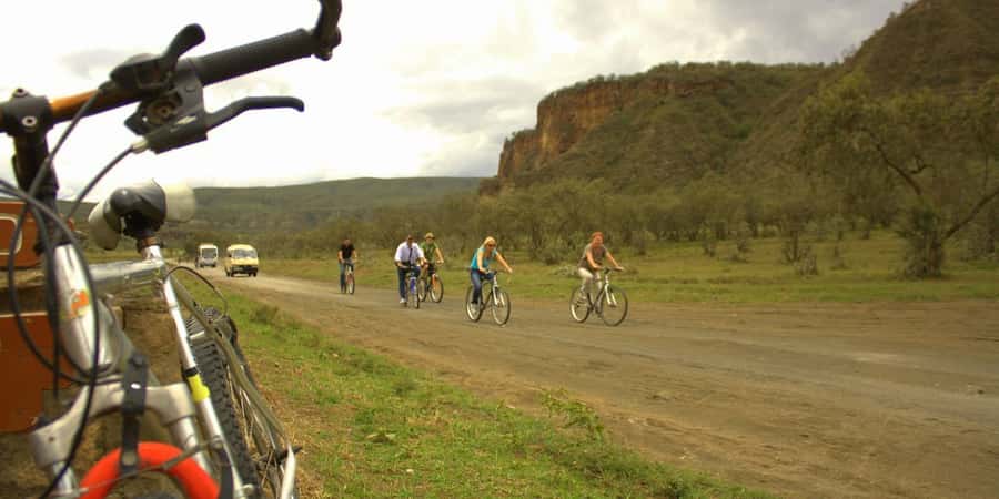 From Nairobi: Lake Naivasha and Hell's Gate Park Day Tour - Time, pace, and your best setup for a 10 to 11 hour day