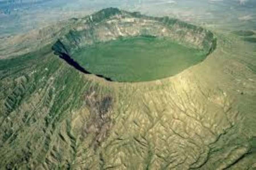 From Nairobi: TRIP TO MOUNT LONGONOT NATIONAL PARK - Mount Longonot From Nairobi: A Big Rift Valley Day Trip