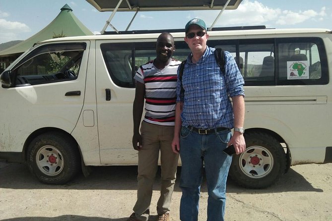 Giraffe center, stedmark animals haven & Nairobi Park Tour - What makes the small group feel worth it