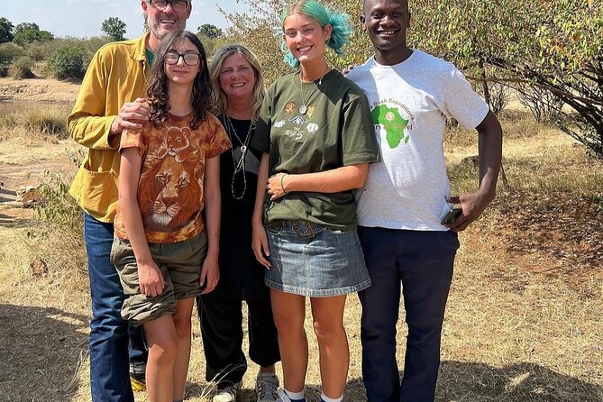 Giraffe Centre and Bomas of Kenya from Nairobi - A tight Nairobi day with Bomas, giraffes, and Kazuri beads