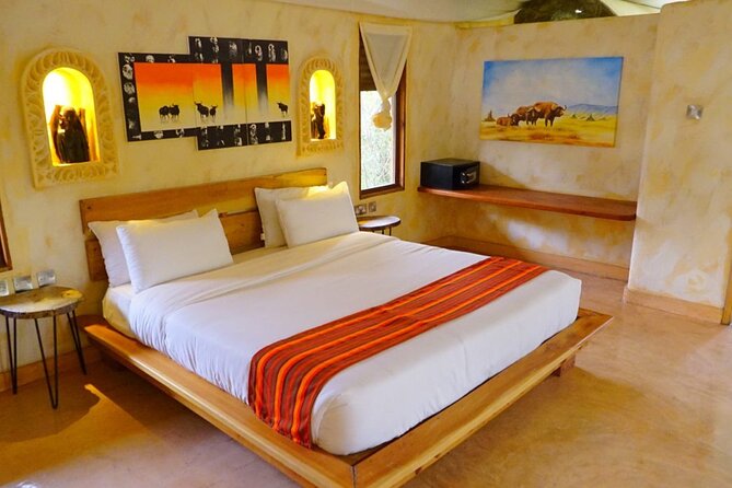 Great Wildebeest Migration Safari in Masai Mara - Day 4: Masai village culture, then drive to Nairobi