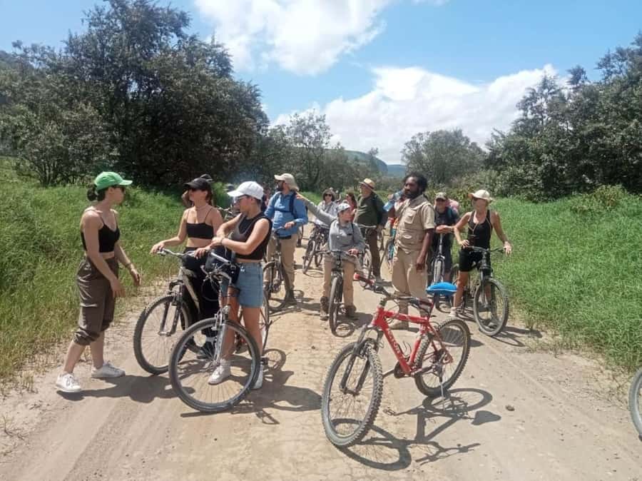 Group joining day tour to Hell's Gate and Lake Naivasha - Should You Book This Hell’s Gate and Lake Naivasha Day Trip?