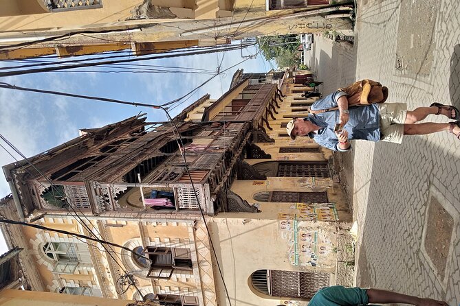 Half day city tour of mombasa - Spice market: trade you can actually see