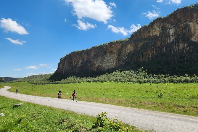 Hell's Gate National Park and Lake Naivasha Private Tour - The 4-hour Hell’s Gate bike tour, wildlife on your route