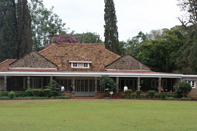 Karen Blixen Museum & Giraffe Centre Half day tour - Door-to-door Nairobi transport: where the tour saves you real time