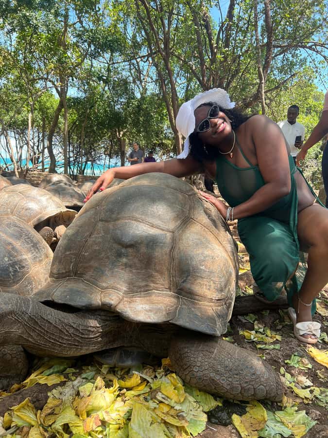 Mombasa walking tour - Uhuru Park, botanic garden, and nature breaks that feel different