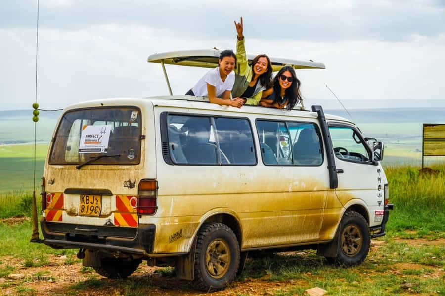 Nairobi: 4 Day Masai Mara and Lake Nakuru Camping Safari - Price and park fees: how to judge value before you book