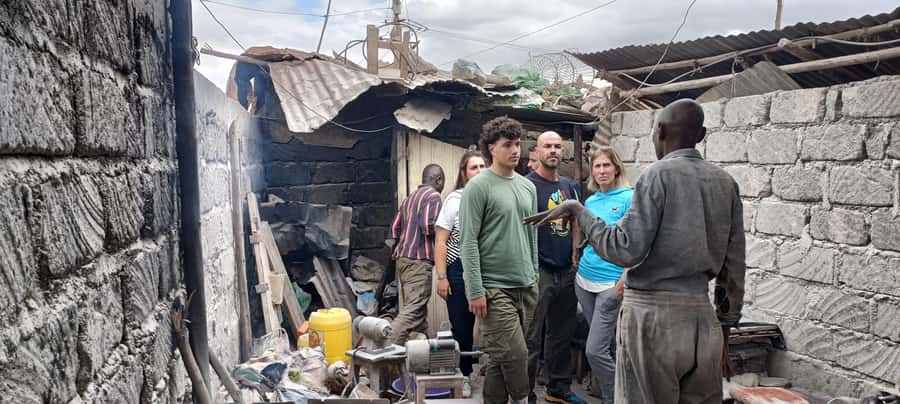 Nairobi: Chocolate City Kibera Slum Walking Tour - Safety briefing and navigating confidently in the streets