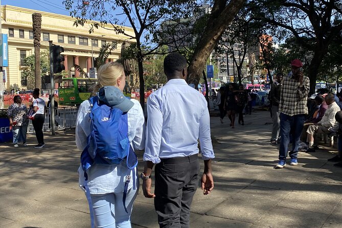 Nairobi City Guided Walking Tour - Maasai Market shopping time, local sellers, and how to handle pressure