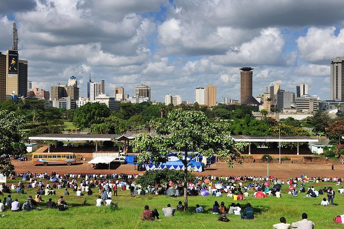 Nairobi City Walking Guided Half-Day Tour - Shopping in City Market or Maasai Market, with real bargaining help