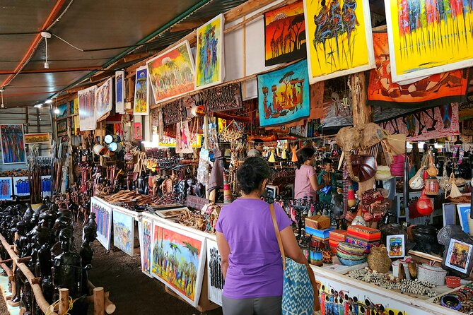 Nairobi cultural souvenir shopping tour with a local - Golden Eagle Art Gallery: community art with craft breadth