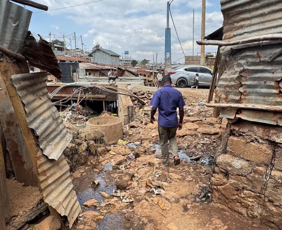 Nairobi: Explore Kibera Slum with Local Guides - Meeting at Prestige Plaza, Then Quick Orientation in Kibera
