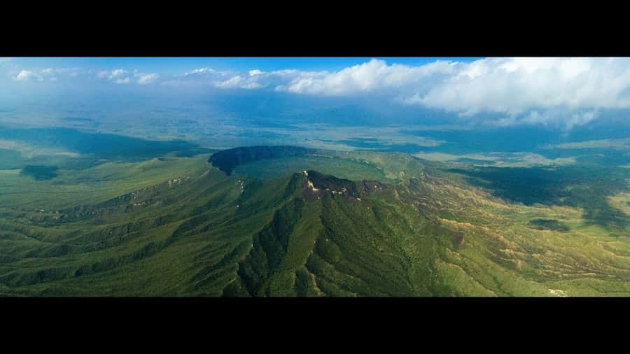 Nairobi: Full-Day Mount Longonot Hike with Boat Tour - Getting moving at 6:00 AM: pickup, drive, and altitude prep