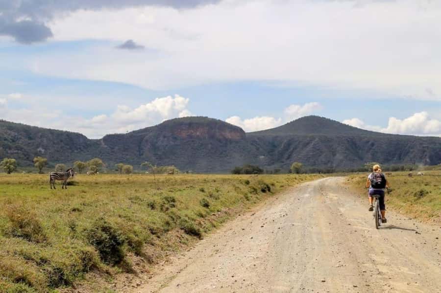 Nairobi:Group Hell's Gate National Park & Lake Naivasha Tour - Transportation and timing: how the day stays organized