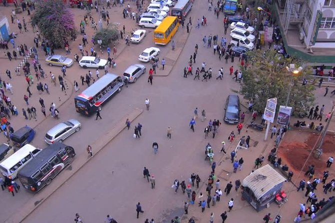 Nairobi Highlight Guided Walking Tour - City Market and Maasai Market, where local crafts meet real bargaining