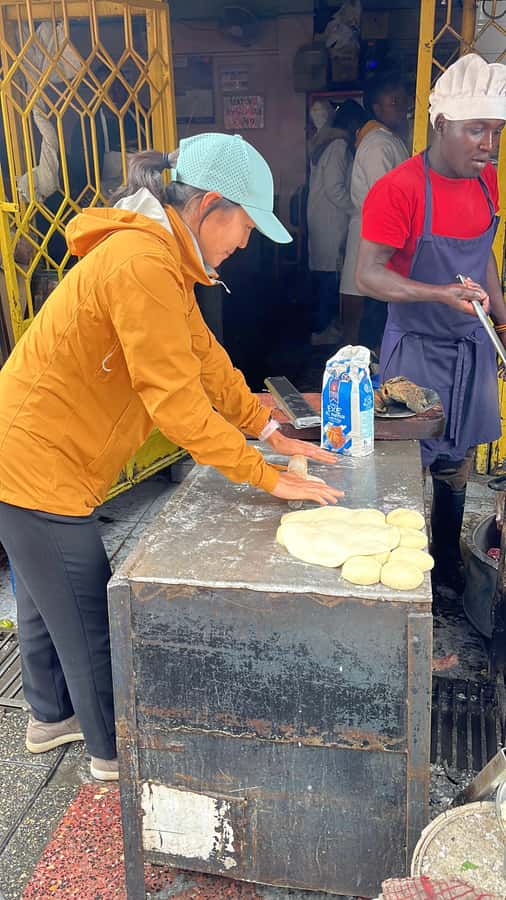 Nairobi: Historic and Modern Highlights Walking Tour - Government, monuments, and formal buildings: understanding Nairobi beyond photos