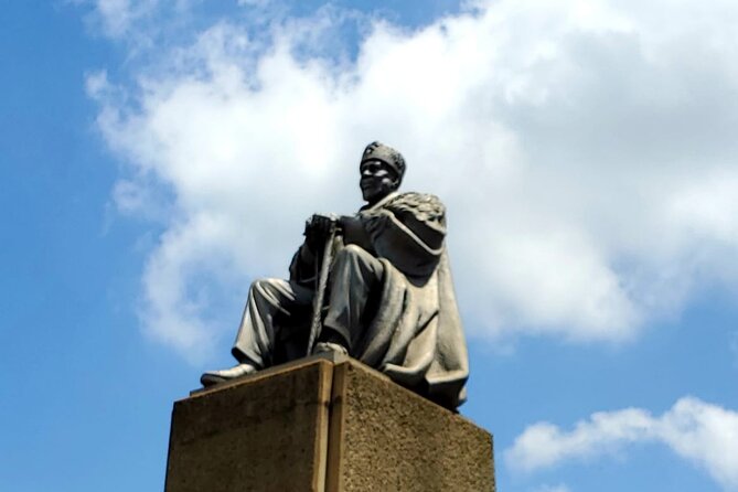 Nairobi History and Modern Culture 3 Hours Tour - Moi Avenue matatu culture: watch the street rhythm up close