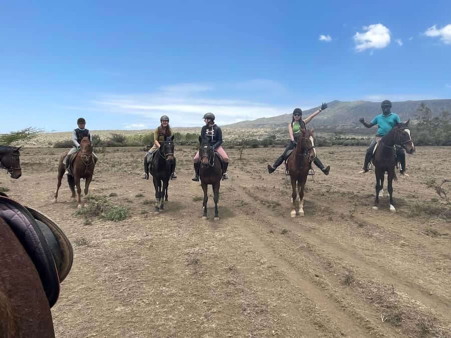 Nairobi: Horseback Riding Tour Through Maize Plantation - What to bring (and what to wear) for a comfy ride