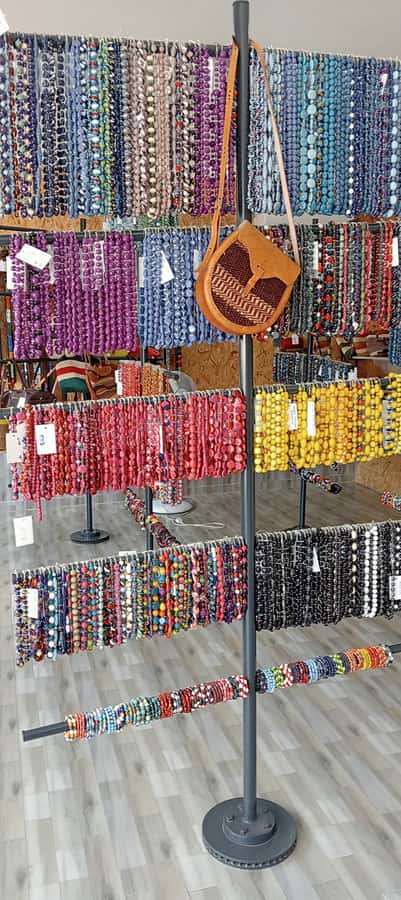 Nairobi: National Park, Elephant Orphanage, & Giraffe Centre - Kazuri or Kobe Beads, Handcrafted Jewelry With Meaning