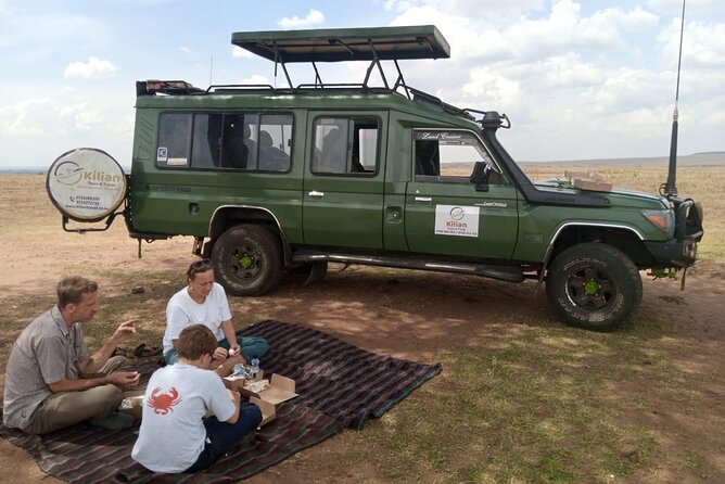 Private 5 Day Maasai Mara with Lake Nakuru and Lake Naivasha Tour - Day 2 in Maasai Mara: Full-Day Game Drive Plus Maasai Village Night