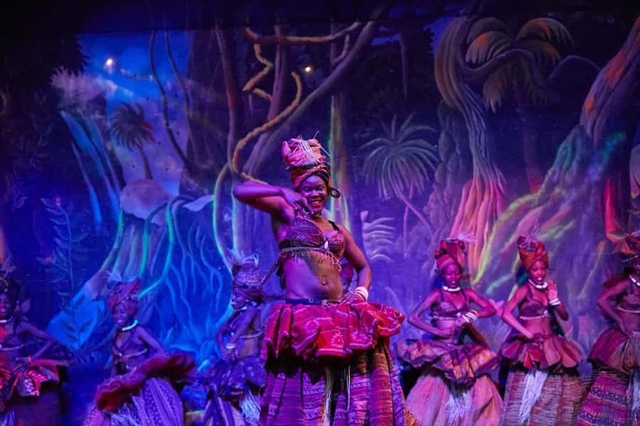 Safari Park Hotel Show & Dinner Experience In Nairobi Tour - Hotel pickup to Nyama Choma Ranch: how the evening flows