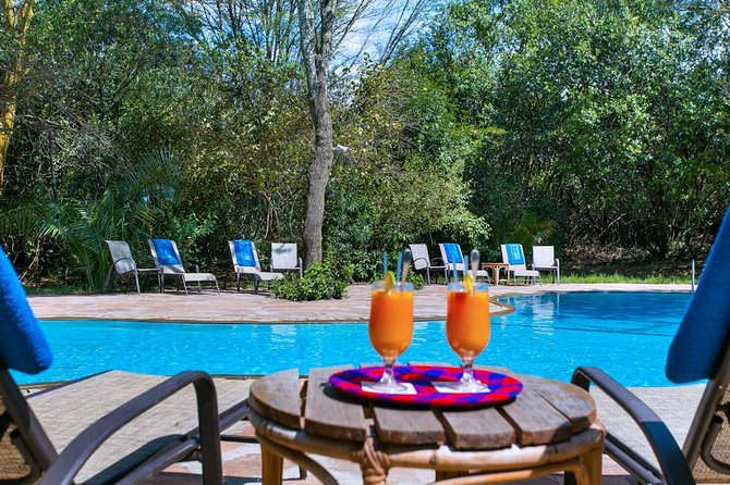 Samburu/ Aberdare/ Lake Nakuru/ Masai Mara 7 Days Safari - Day 3 in Aberdare: Treetops Lodge Water-Hole Watching