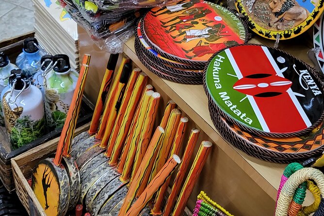 Souvenir Crafts, Fabric Shopping & Hair Braiding & City Tour - Lunch Is on You, So Time It for Your Shopping Pace