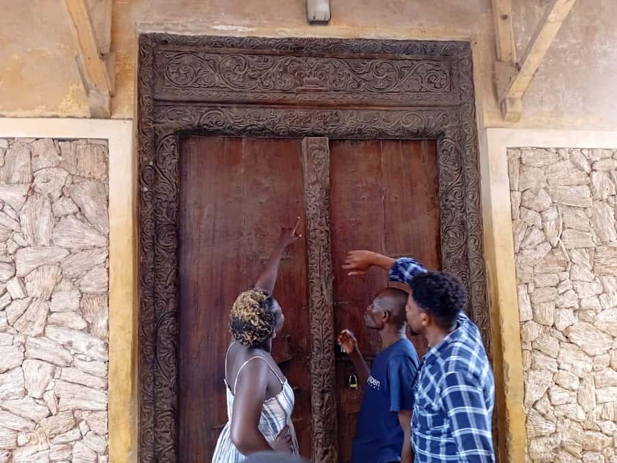 Swahili Carved Doors Tour by Woman Woodcarver: Lamu Island - Turning Door Watching Into a Skill (Not Just a Photo Stop)