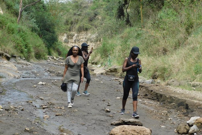 The Great Rift Valley Tour - L Bogoria, L Nakuru, L Naivasha and Hellsgate NP - Your guide and the personal touch that saves time