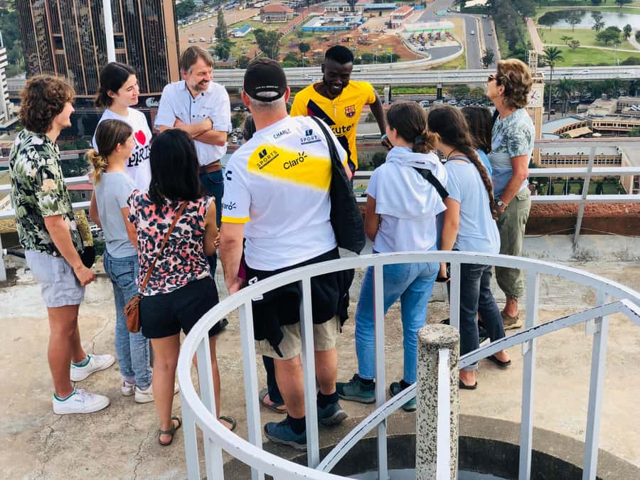 vibrant nairobi city tour - Downtown walking, Nairobi Gallery, and Jeevanjee Gardens reset
