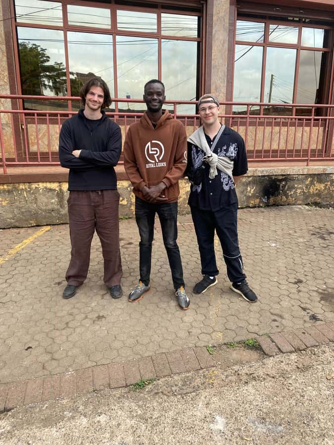 Visit kibera Slum the chocolate city - Language options and what that means for your experience